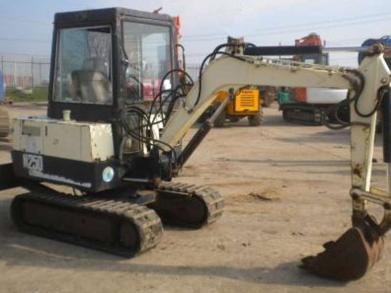 Nissan n250 mini excavator #8