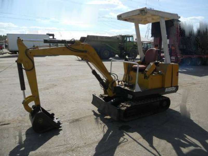 Nissan hanix mini excavator #9