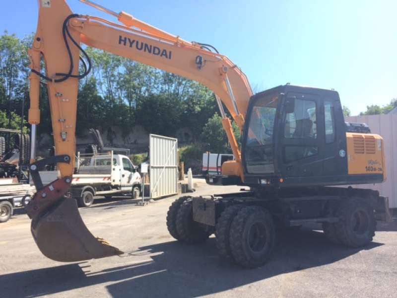 Hyundai r140w 7a