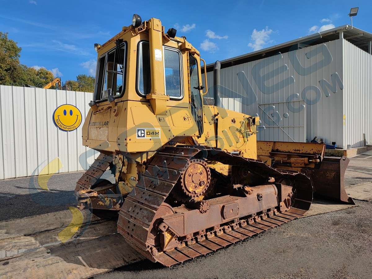 Bulldozer Caterpillar D4h de ocasión - Bulldozers de ocasión | Sodineg  France