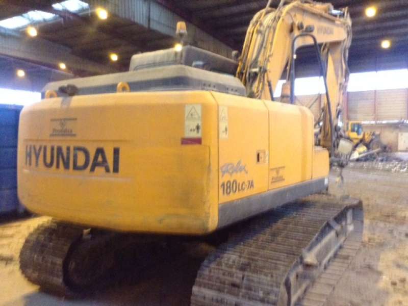 Экскаватор hyundai r180