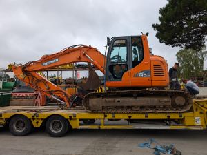 Départ Doosan DX140