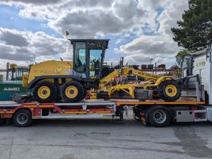 Départ New Holland F106.6